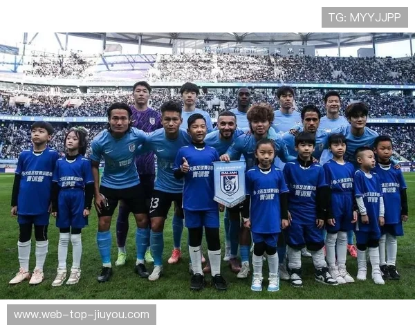 大连英博保级希望加大，吕鹏经验成赛季关键